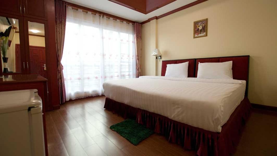Bluebird Inn Паттайя Экстерьер фото