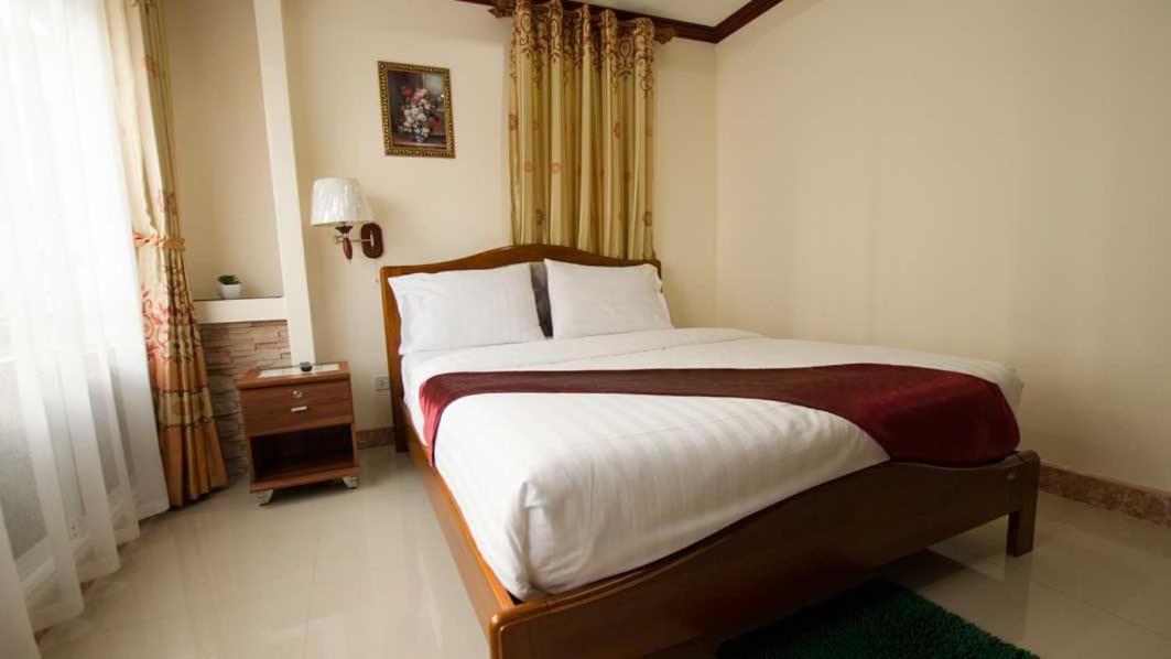 Bluebird Inn Паттайя Экстерьер фото