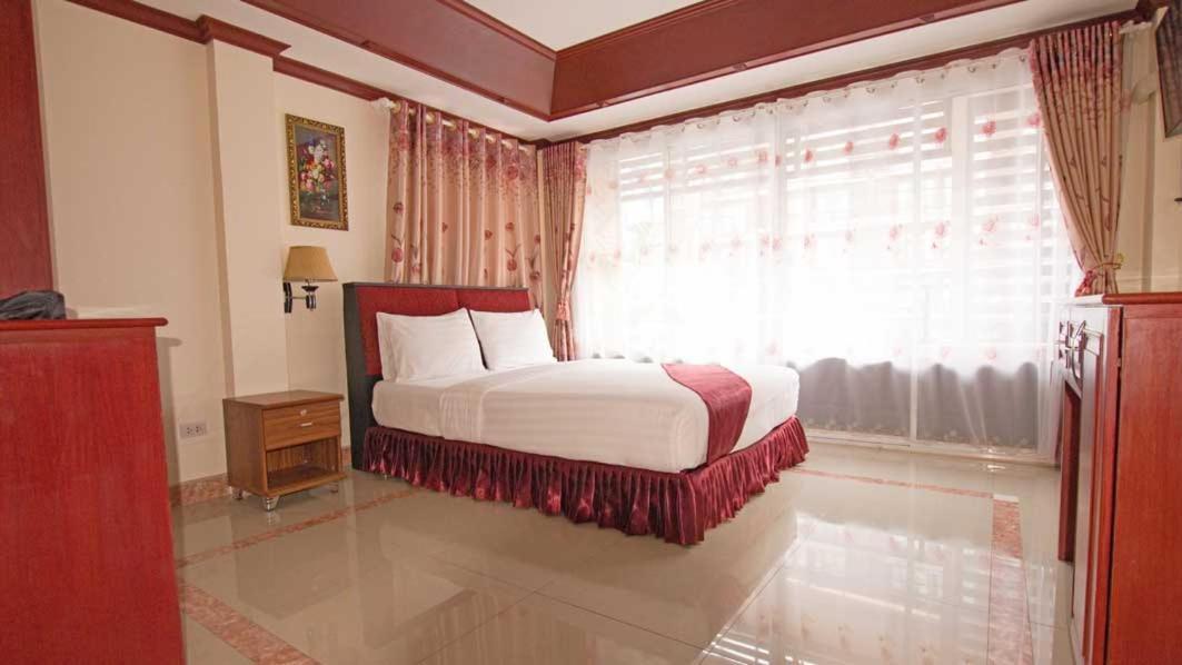 Bluebird Inn Паттайя Экстерьер фото
